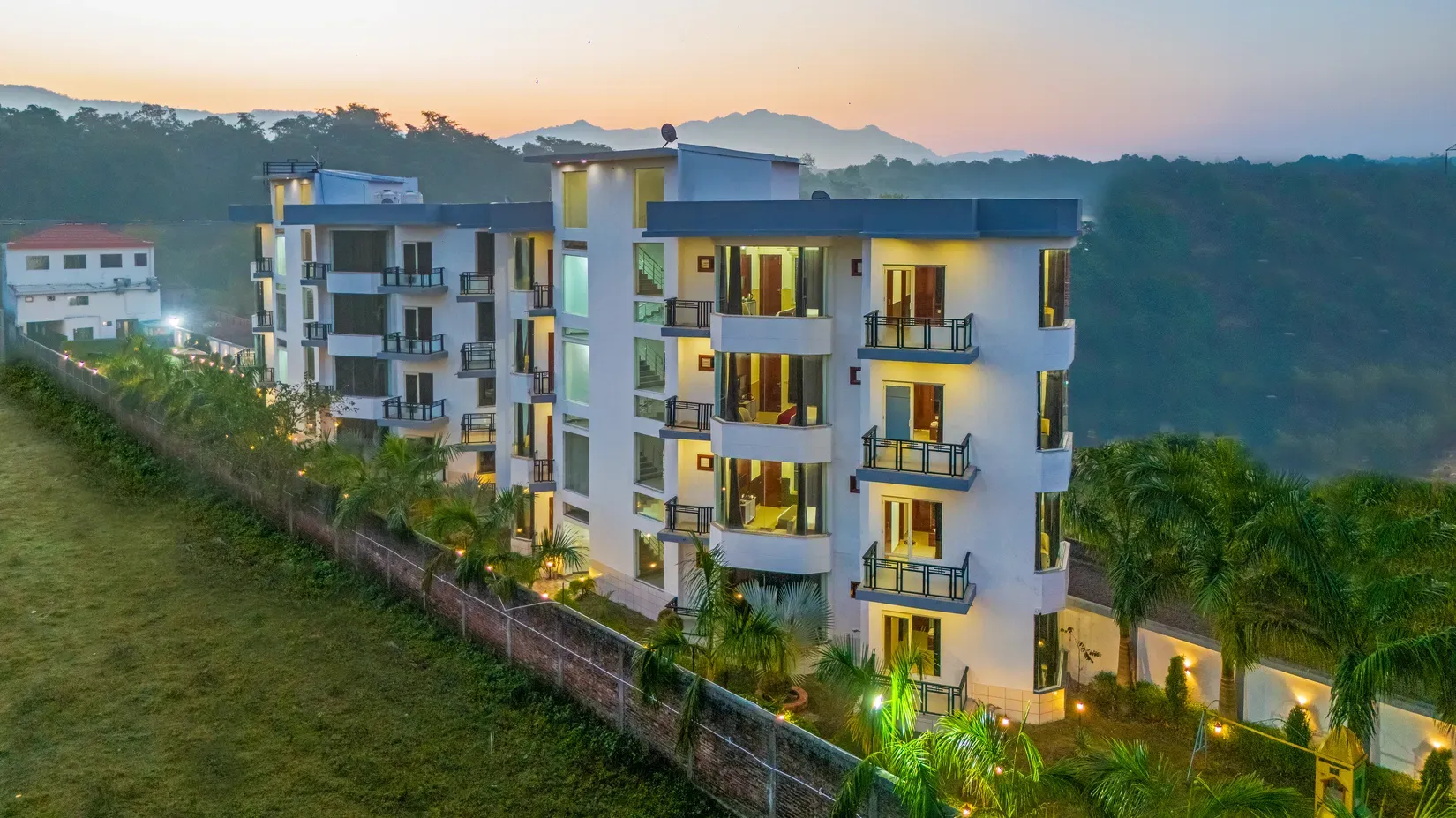 hotels near Rishikesh